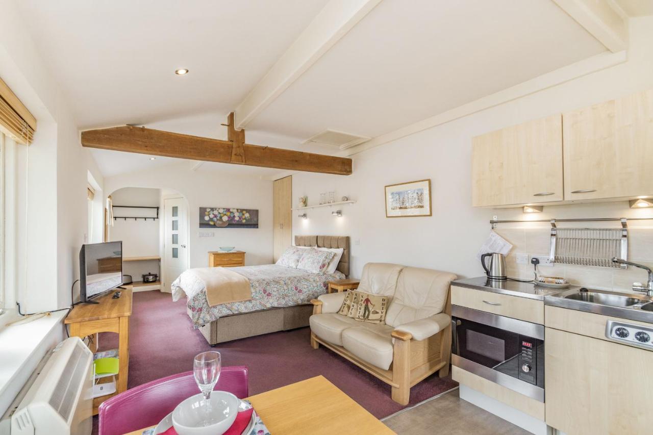 The Friendly Room Austwick Экстерьер фото