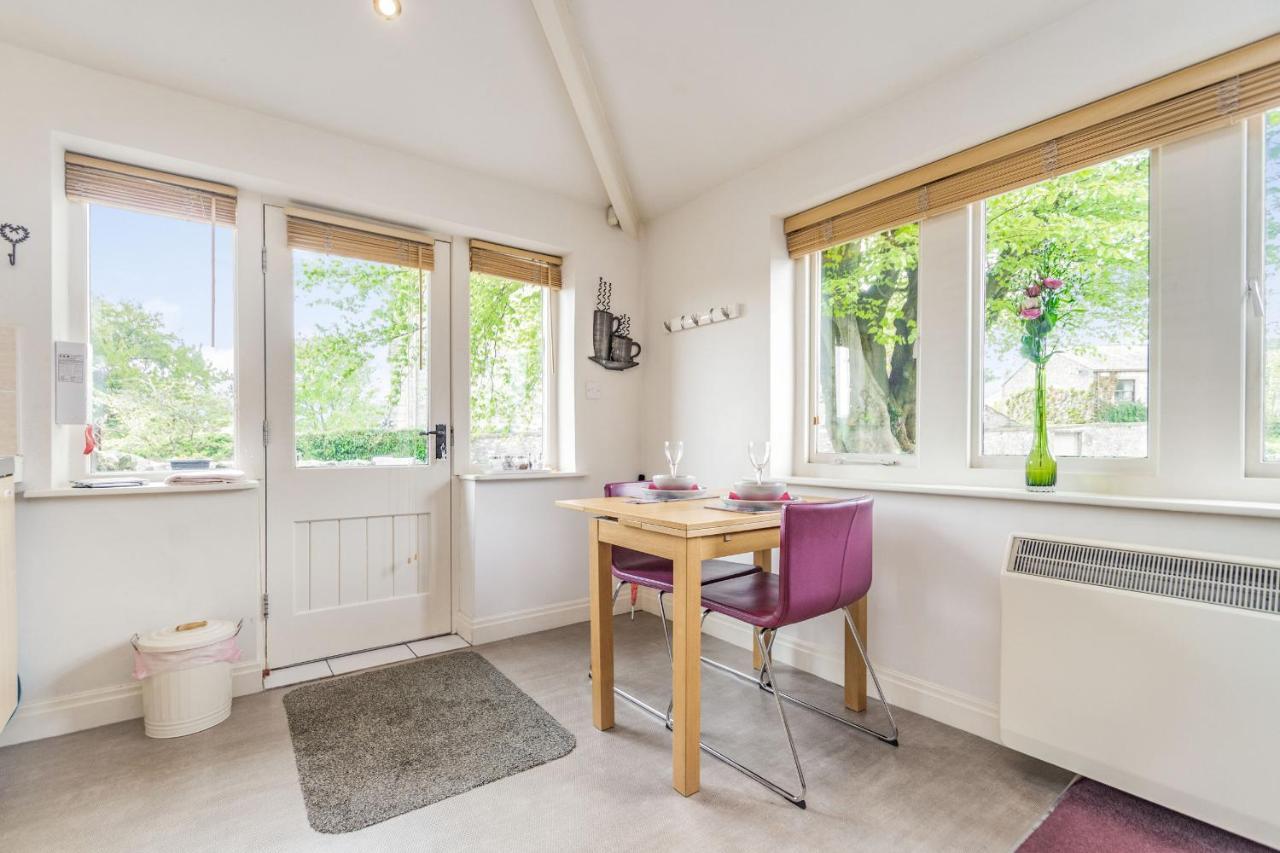 The Friendly Room Austwick Экстерьер фото